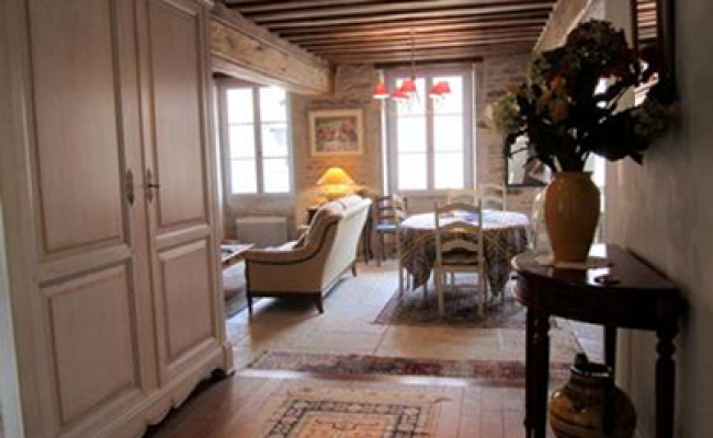 Apartment Chardonnay Beaune Beaune Hotels France Small